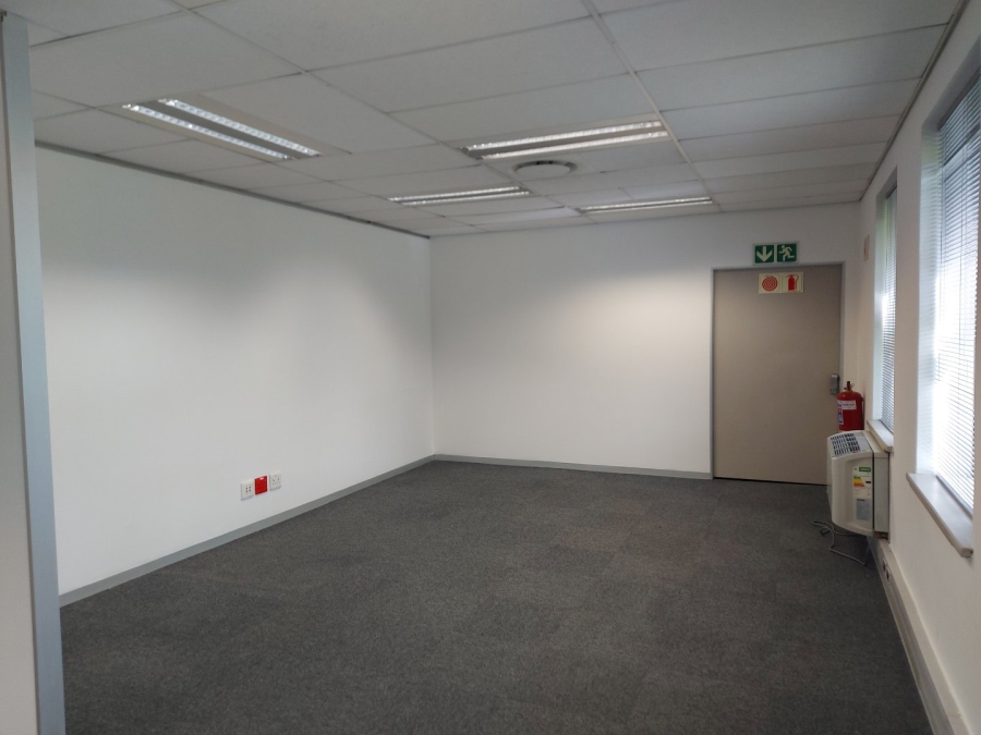 To Let commercial Property for Rent in Mowbray Western Cape